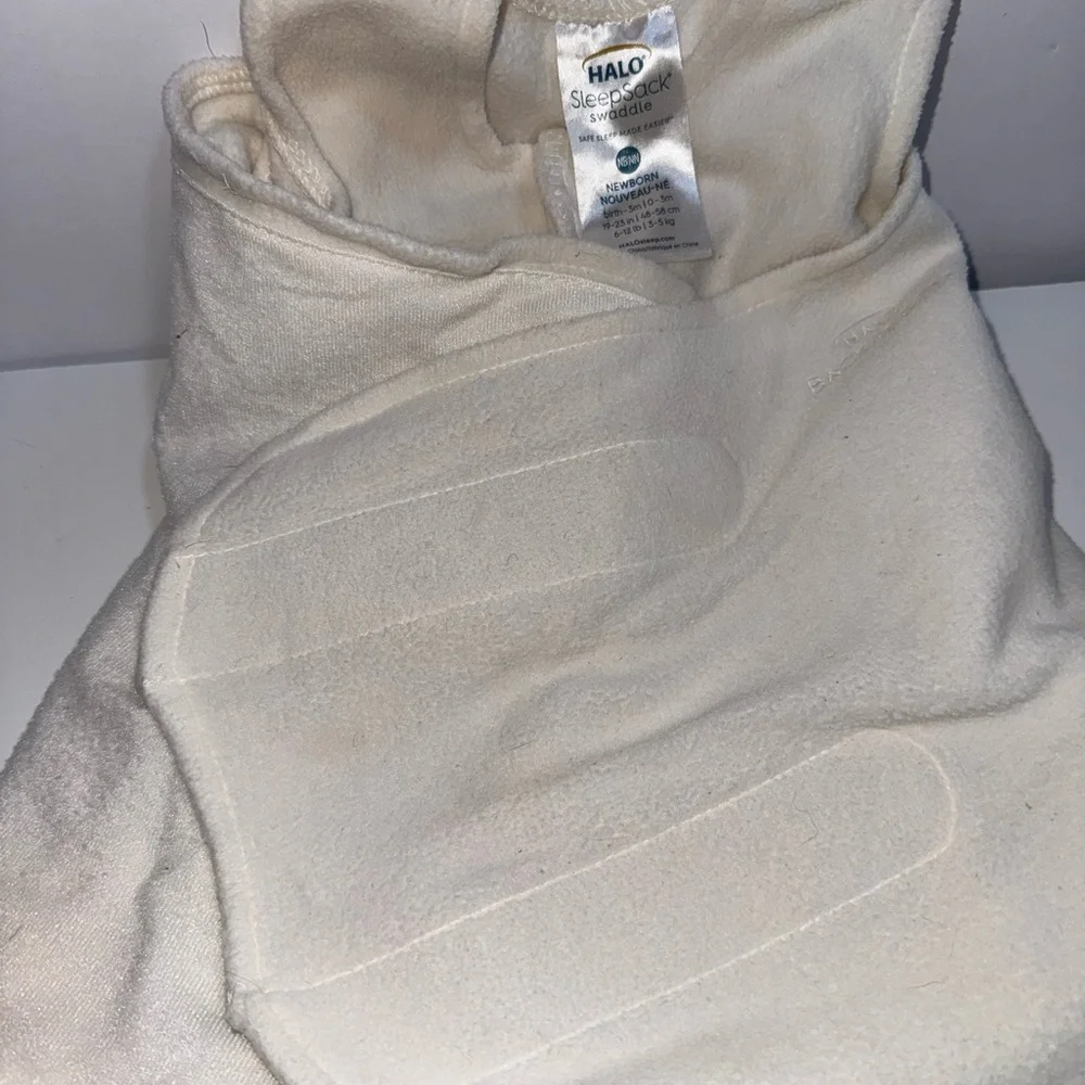 Halo SleepSack‎ Swaddle Newborn 0-3 Months Cream Micro Fleece Adjustable Wrap